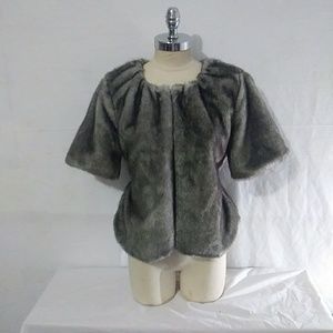 ❤️Vera Vera Wang fur jacket❤️ 3/30%Off